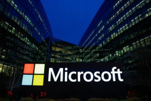 Các thỏa thuận AI giữa Microsoft và OpenAI, Google và Samsung, trong tầm ngắm của EU