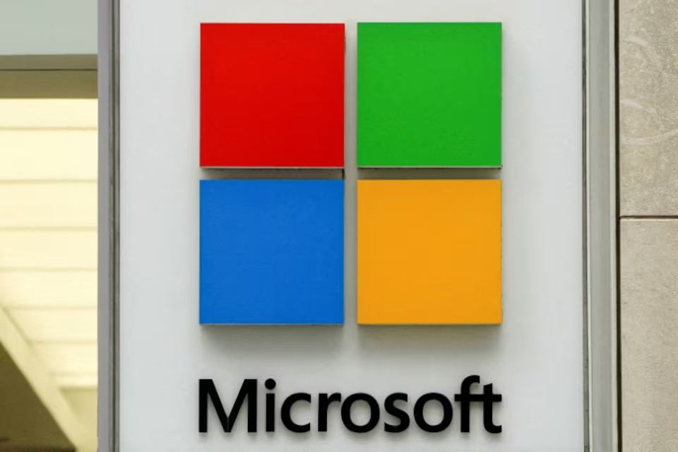 Các thỏa thuận AI giữa Microsoft và OpenAI, Google và Samsung, trong tầm ngắm của EU